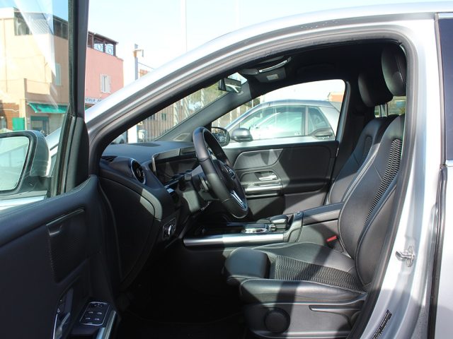 MERCEDES-BENZ B 180 usata, con Chiusura centralizzata