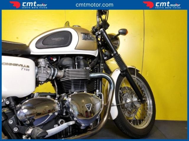 TRIUMPH Bonneville T100 usata 8