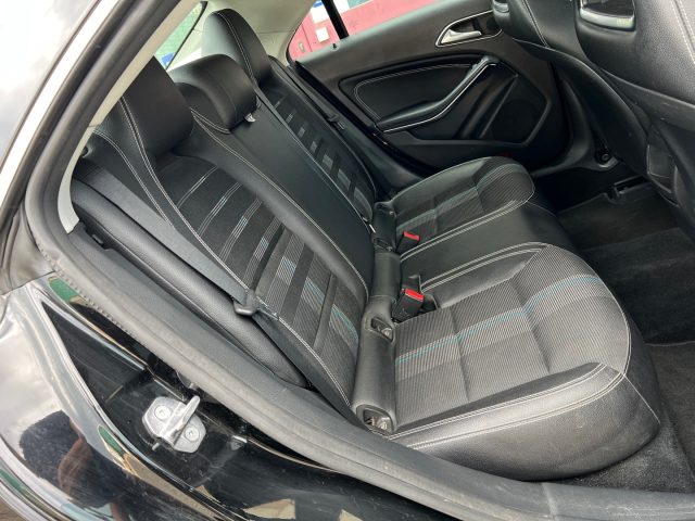 MERCEDES-BENZ CLA 200 usata, con Cerchi in lega