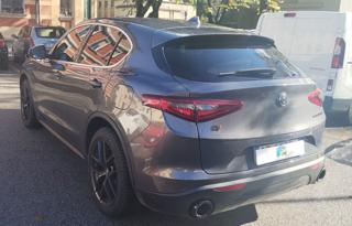 ALFA ROMEO Stelvio usata, con Alzacristalli elettrici