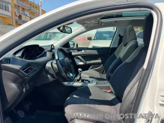 PEUGEOT 308 usata, con ESP