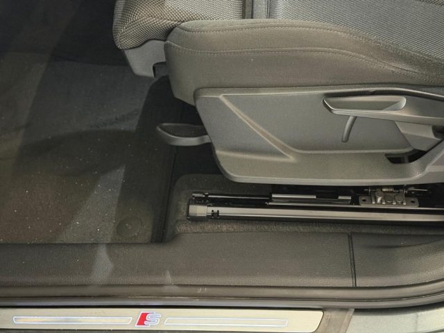 AUDI Q3 usata, con Specchietti laterali elettrici