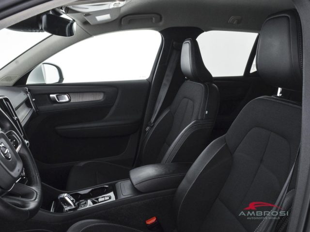VOLVO XC40 usata 8