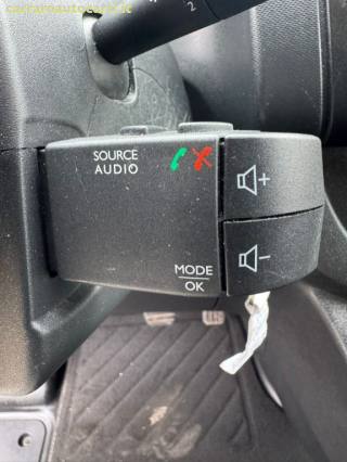 RENAULT Trafic usata, con USB