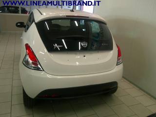 LANCIA Ypsilon usata, con Controllo trazione