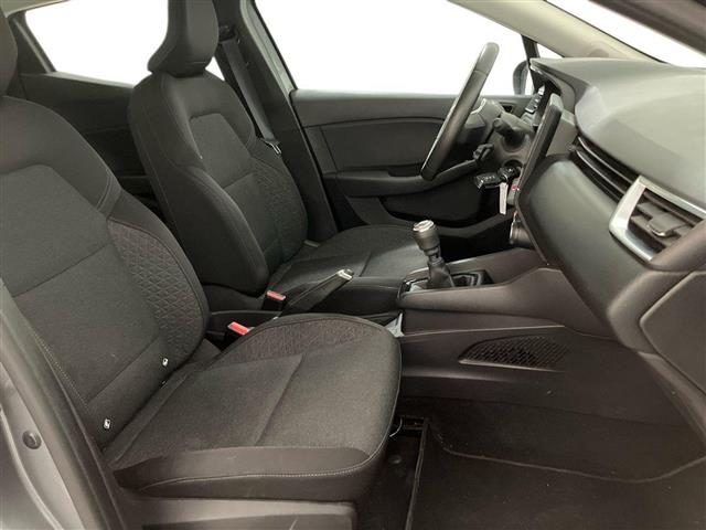 RENAULT Clio usata, con Fari LED