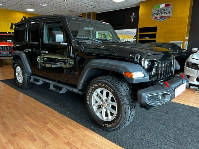 JEEP Wrangler usata, con Autoradio