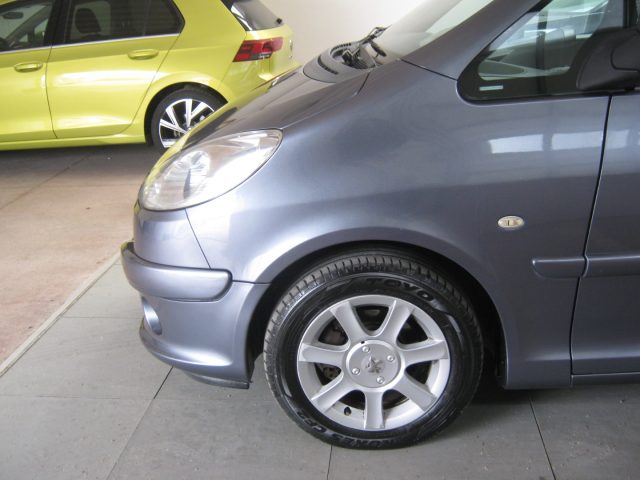 PEUGEOT 1007 usata, con Lettore CD