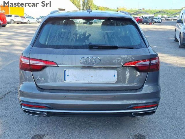 AUDI A4 usata, con Controllo automatico clima