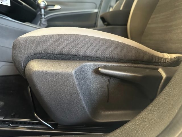 JEEP Avenger usata, con Airbag testa