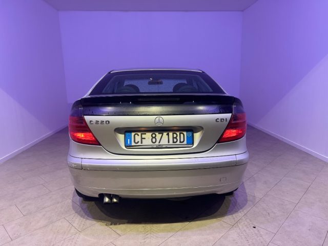 MERCEDES-BENZ C 220 usata 6