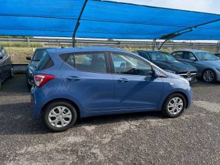HYUNDAI i10 usata, con Airbag laterali
