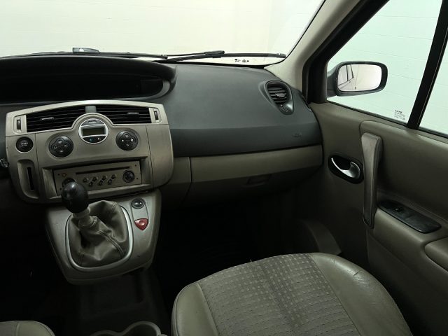 RENAULT Scenic usata 19