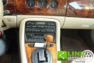 JAGUAR XK8 usata, con Climatizzatore