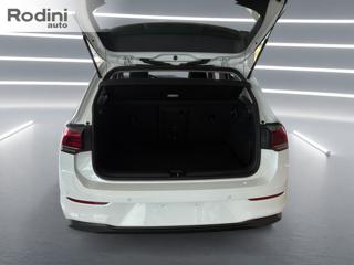 VOLKSWAGEN Golf usata, con Autoradio