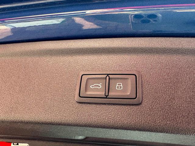 AUDI RS usata, con Autoradio