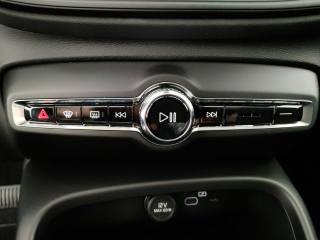 VOLVO XC40 usata, con Touch screen