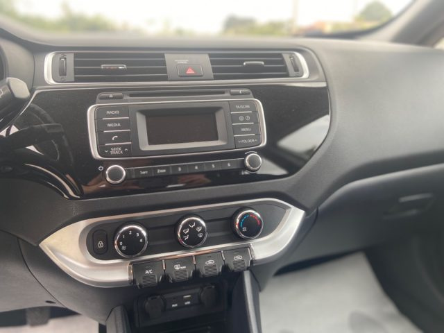 KIA Rio usata, con USB