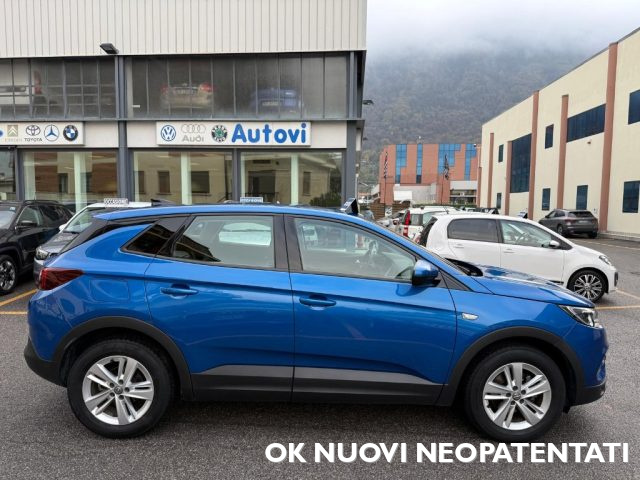 OPEL Grandland X usata, con Alzacristalli elettrici