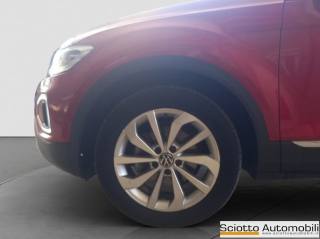 VOLKSWAGEN T-Roc usata, con Specchietti laterali elettrici