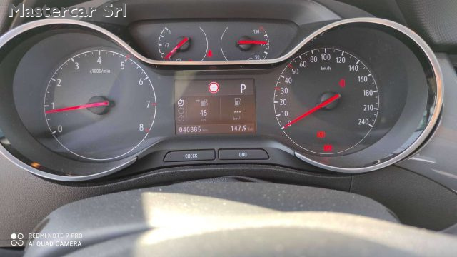 OPEL Crossland usata, con Sedile posteriore sdoppiato