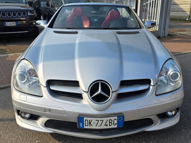 MERCEDES-BENZ SLK 200 usata, con Park Distance Control