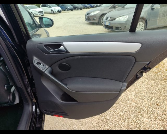 VOLKSWAGEN Golf usata 18