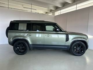 LAND ROVER Defender usata, con Autoradio