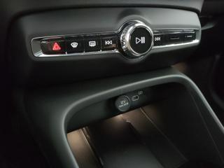 VOLVO XC40 usata, con Luci diurne LED