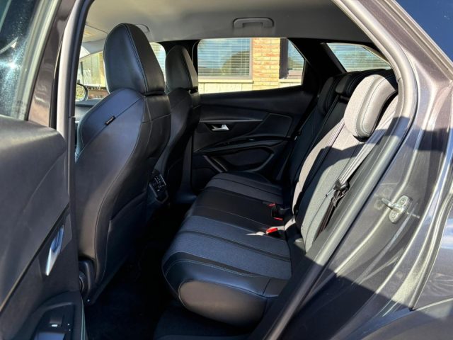 PEUGEOT 3008 usata, con Climatizzatore