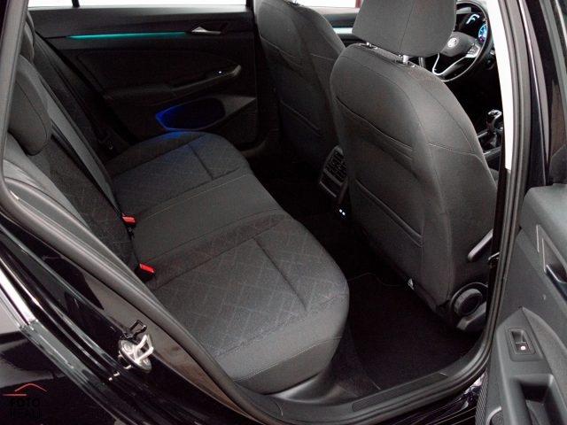 VOLKSWAGEN Golf usata, con Fari LED