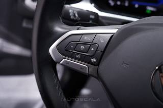 VOLKSWAGEN T-Roc usata, con Frenata d