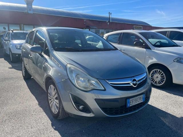 OPEL Corsa usata, con Airbag