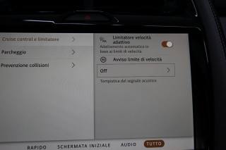 JAGUAR E-Pace usata 44