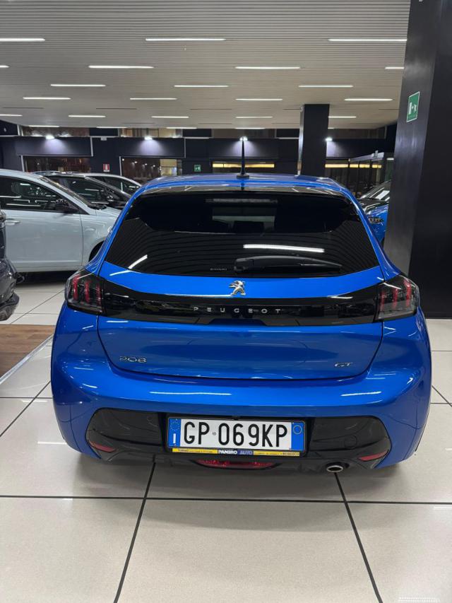 PEUGEOT 208 usata, con Autoradio