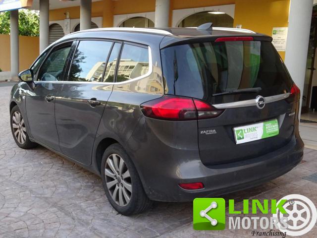 OPEL Zafira Tourer usata, con Autoradio