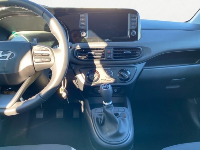 HYUNDAI i10 usata, con Controllo trazione