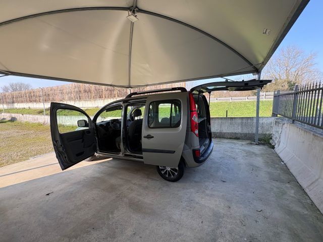 RENAULT Kangoo usata 33