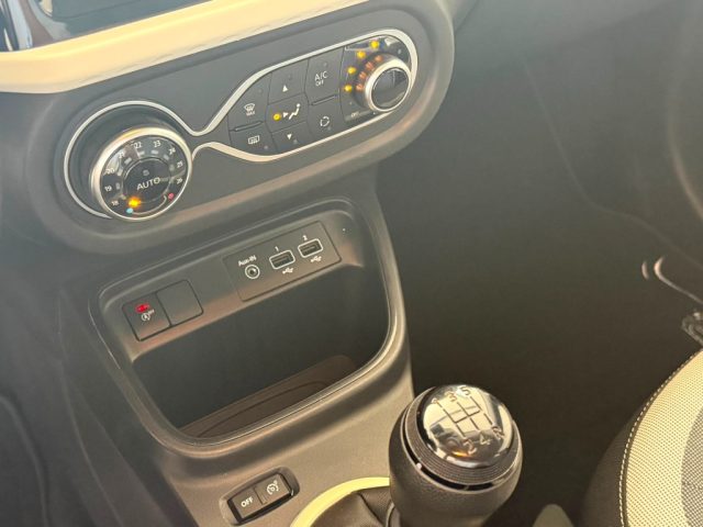 RENAULT Twingo usata, con Autoradio digitale