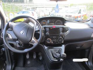 LANCIA Ypsilon usata, con ESP