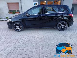 MERCEDES-BENZ B 180 usata, con Cerchi in lega