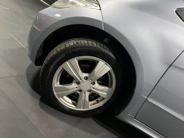 MERCEDES-BENZ A 180 usata, con Fendinebbia