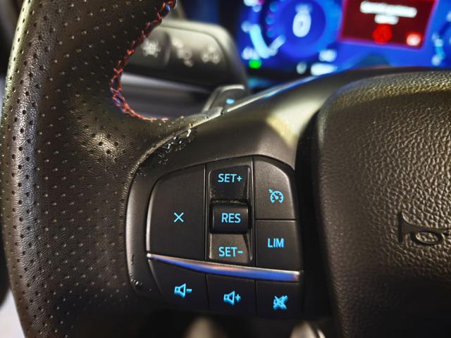 FORD Kuga usata, con Bracciolo