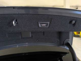 BMW 320 usata, con Sedile posteriore sdoppiato