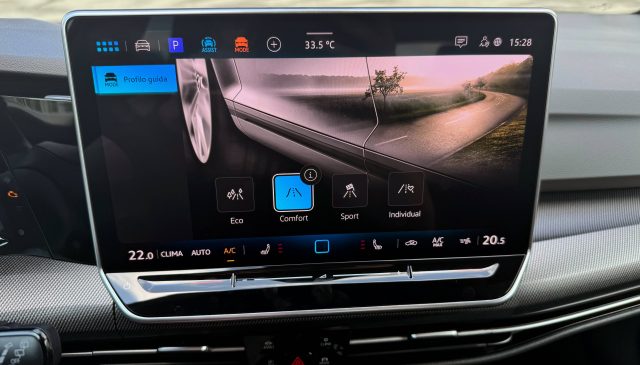 VOLKSWAGEN Golf usata, con Bluetooth