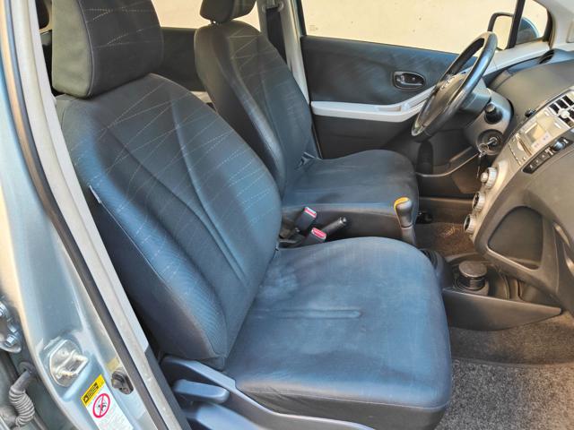 TOYOTA Yaris usata, con Chiusura centralizzata