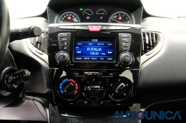 LANCIA Ypsilon usata, con ESP