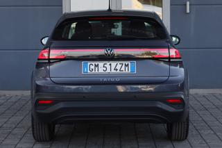 VOLKSWAGEN Taigo usata, con Hill holder