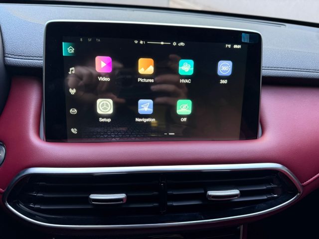 MG HS usata, con Fari LED