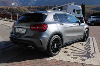 MERCEDES-BENZ GLA 220 usata, con Cerchi in lega